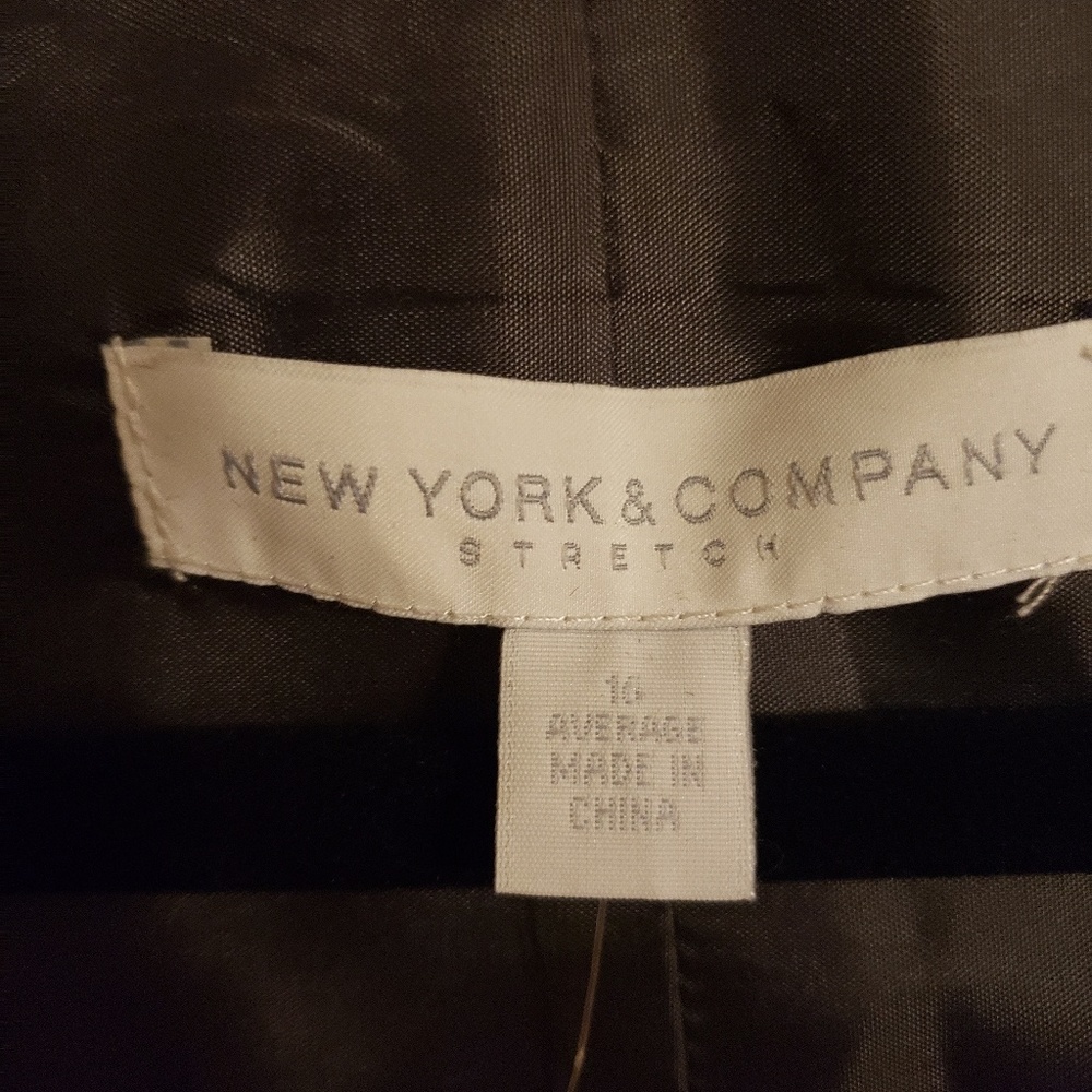 Vest - Picture 2 of 3